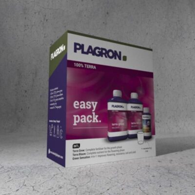 Image du Terra Grow (Easy Pack) de Plagron, un kit de nutriments pour plantes pratique et tout-en-un pour la phase de croissance végétative, présentant l'emballage du produit et ses composants.